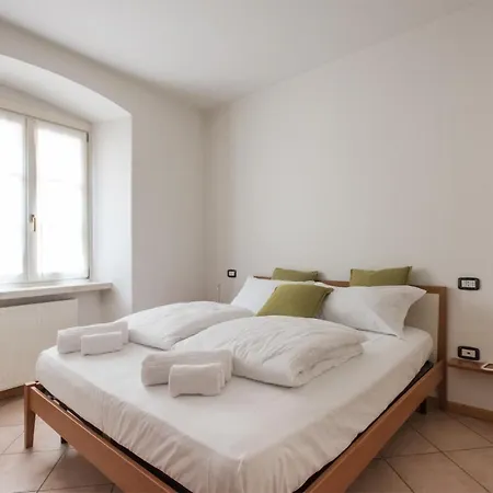 Apartment Living *