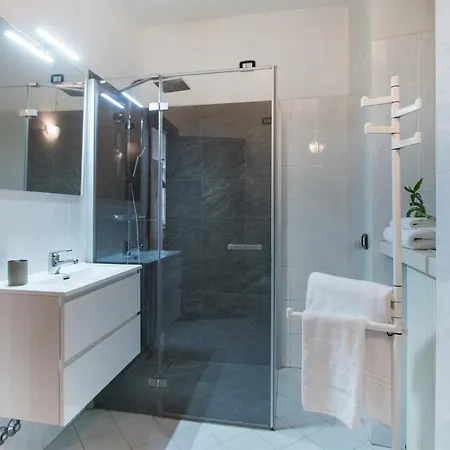 Apartment Living *
