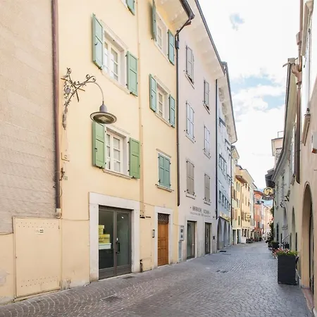 Apartment Living Arco